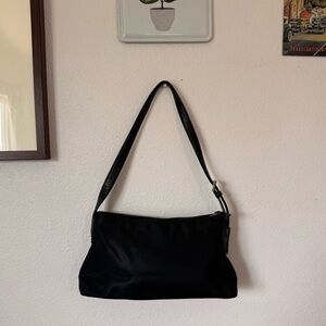 Vintage Coach 7406 Mercer Zip Shoulder Bag Black Fabric w/ Black leather accents